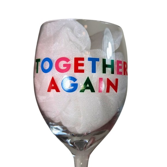 SOLD kate spade new york NIB 'Together Again' Celebrate 12 oz wine glass - Picture 2 of 10